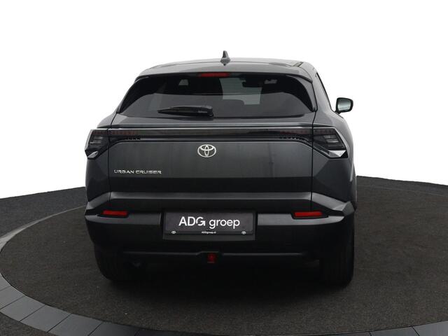 Toyota URBAN CRUISER Dynamic 61 kWh | ¤1500 Inruil Korting | Nieuwe Auto | Direct Uit Voorraad Leverbaar |