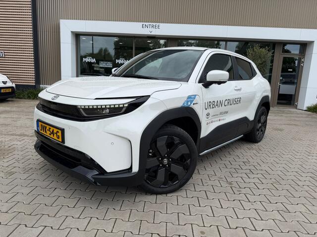 Toyota URBAN CRUISER Executive 61 kWh