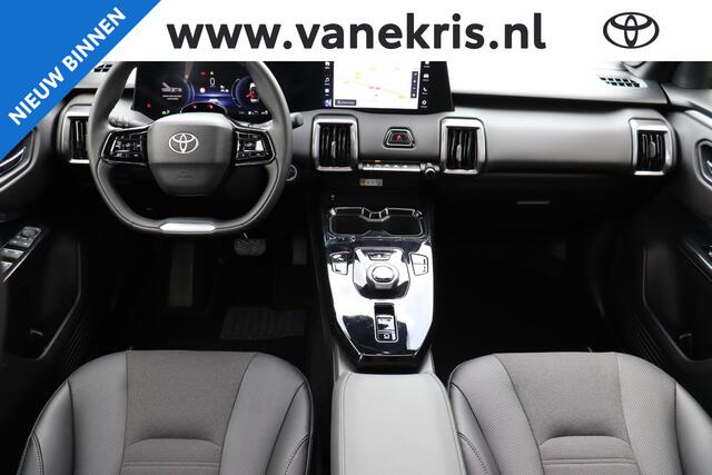 Toyota URBAN CRUISER Executive 61 kWh, JBL, 360 Camera, ¤ 3.000 Inruil Voordeel ! Adaptieve cruise control, Apple Carplay / Android Auto.