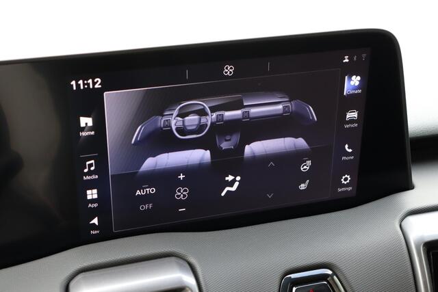 Toyota URBAN CRUISER Executive 61 kWh, JBL, 360 Camera, ¤ 3.000 Inruil Voordeel ! Adaptieve cruise control, Apple Carplay / Android Auto.