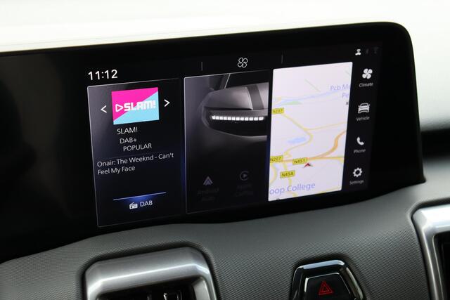 Toyota URBAN CRUISER Executive 61 kWh, JBL, 360 Camera, ¤ 3.000 Inruil Voordeel ! Adaptieve cruise control, Apple Carplay / Android Auto.