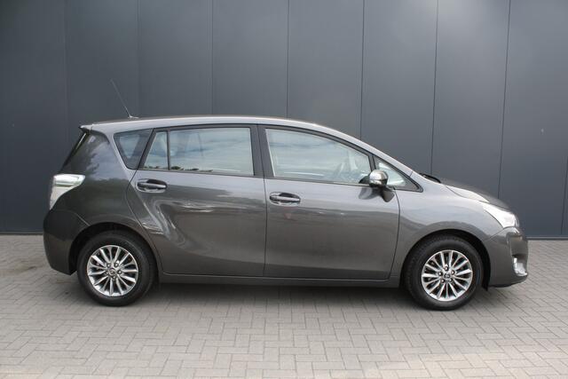 Toyota VERSO 1.6 VVT-i Aspiration-Trekhaak-Navigatie-Camera