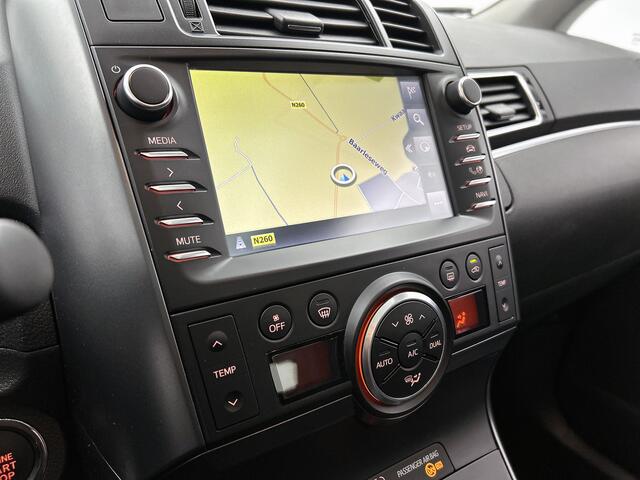 Toyota VERSO 1.6 VVT-i SkyView Edition