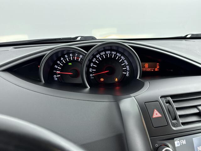 Toyota VERSO 1.8 VVT-i Dynamic Limited | Navigatie | Parkeercamera | Trekhaak | Wacht met adverteren, Ruiling 26-08