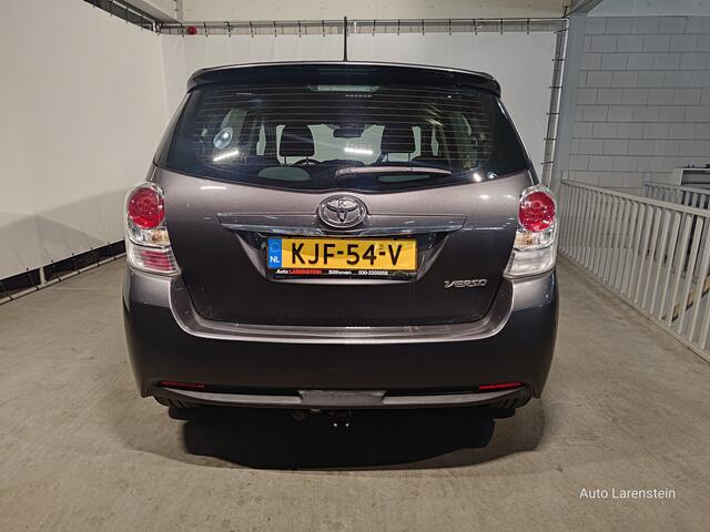 Toyota VERSO 1.8 VVT-i 147pk Dynamic 7p. Climate C./ Cruise C. / Trekhaak / Winter Pack / Navi
