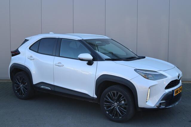 Toyota YARIS Cross 1.5 Hybrid Executive Navigatie/Camera/Parkeerhulp/Elektr-klep/Stoelverwarming