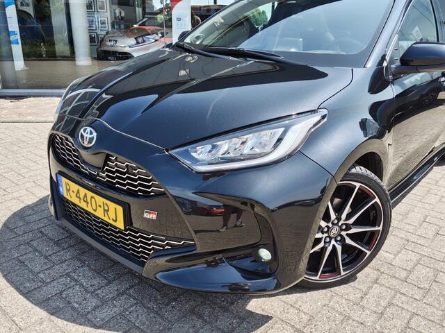 Toyota YARIS 1.5 Hybrid GR Sport | Premium Pack | Pano | JBL | Navi