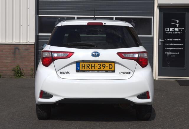 Toyota YARIS 1.5 Hyb. Dynamic