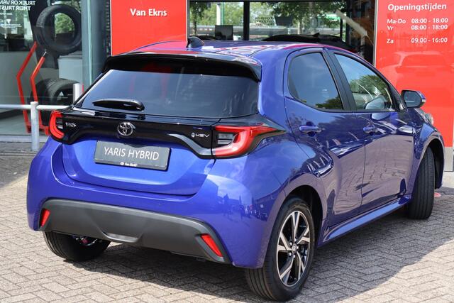 Toyota YARIS 1.5 Hybrid 115 Dynamic, Comfort Pack, Nieuw, voordeel