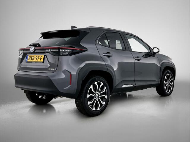 Toyota YARIS Cross 1.5 Hybrid Dynamic Limited | Electrische achterklepbediening | Panoramadak |
