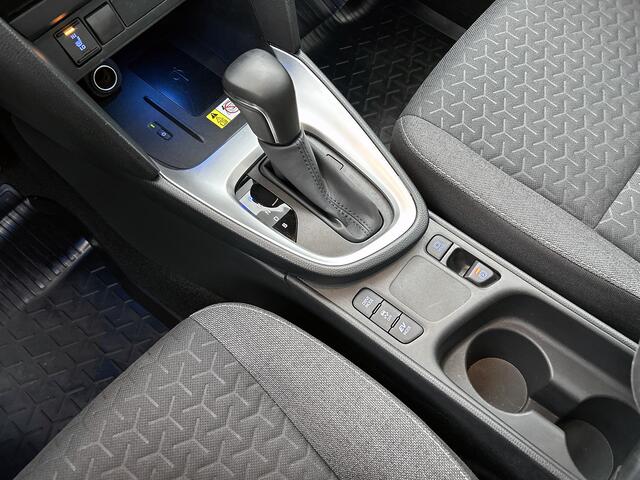 Toyota YARIS Cross 1.5 Hybrid Dynamic Limited | Electrische achterklepbediening | Panoramadak |