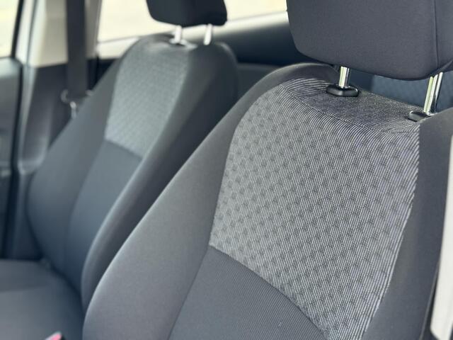 Toyota YARIS 1.3 VVT-i Business Plus | NAVI CAM