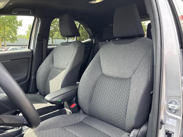 Toyota YARIS Cross 1.5 Hybrid 115 First Edition | All-in prijs | Apple/Android | Camera | Navigatie |