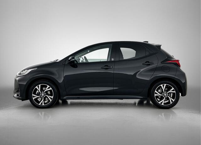 Toyota YARIS 1.5 Hybrid 115 First Edition