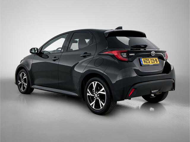 Toyota YARIS 1.5 Hybrid 115 First Edition