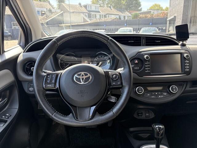 Toyota YARIS 1.5 Hybrid Active, navi/climate/cruise/camera