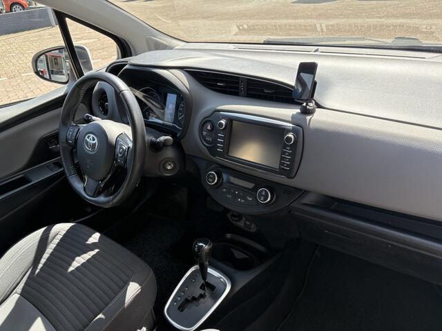 Toyota YARIS 1.5 Hybrid Active, navi/climate/cruise/camera