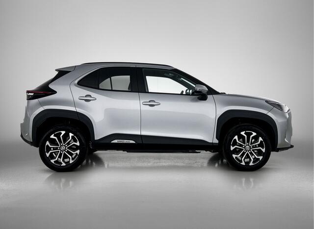 Toyota YARIS Cross 1.5 Hybrid 130 Dynamic Comfort Pack | DEMO & DIRECT LEVERBAAR | Stoel + Stuur verwarming | Blindspot |