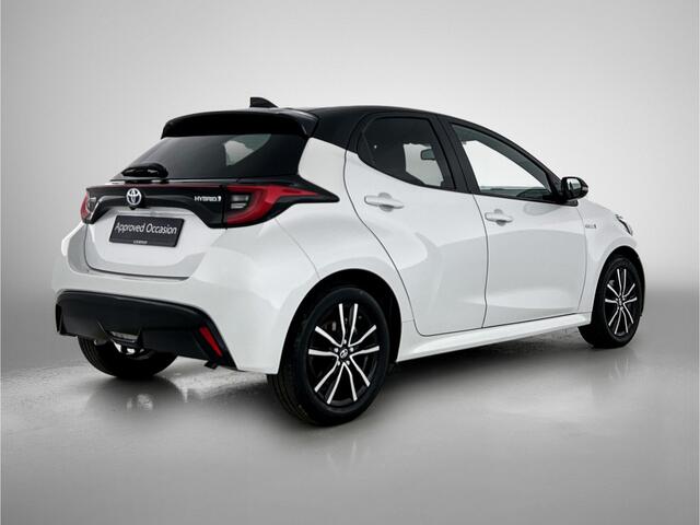 Toyota YARIS 1.5 Hybrid Style | Leer |