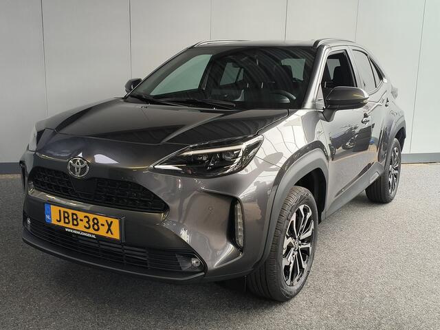 Toyota YARIS Cross 1.5 Hybrid 130 Dynamic NIEUW!!! Rijklaar + 5 jaar Fabrieksgarantie Henk Jongen Auto's in Helmond, al 50 jaar service zoals 't hoort!