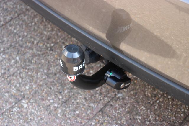 Toyota YARIS 1.5 Hybrid Design Sport Automaat | Trekhaak | Cruise | Clima | Camera |