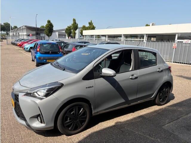 Toyota YARIS 1.5 Hybrid Active 67.000 KM * AUTOMAAT *NW APK *HYBRIDE *
