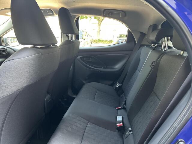 Toyota YARIS 1.5 Hybrid 115 First Edition