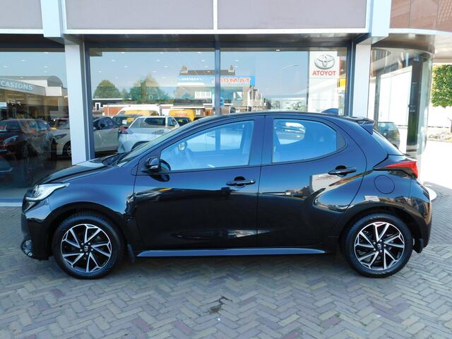 Toyota YARIS 1.5 VVT-i Dynamic | LED | All-season banden