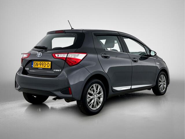 Toyota YARIS 1.5 Hybrid Executive | Nederlandse Auto | Navigatie | Keyless Entry | Dealer Onderhouden |