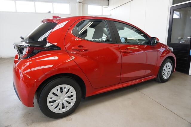 Toyota YARIS 1.0 VVT-i Active Carplay/Android Camera Adaptieve Cruisecontrol