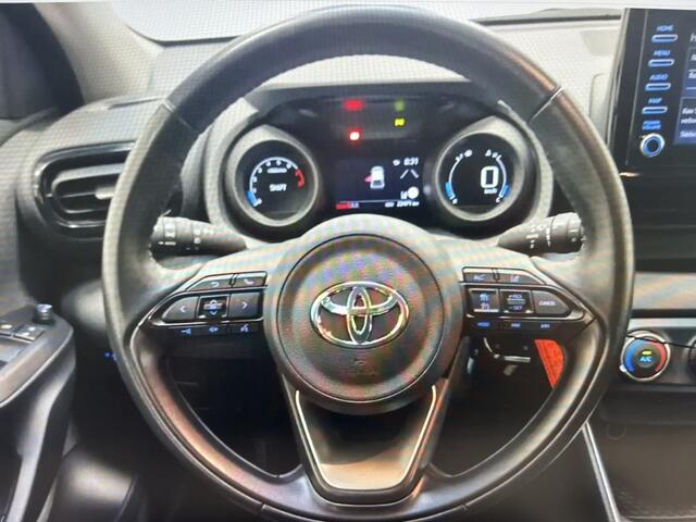 Toyota YARIS 1.5 VVT-i DYNAMIC LED / CRUISE / CARPLAY / RIJKLAAR