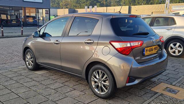 Toyota YARIS 1.5 Hybrid Dynamic