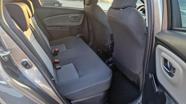 Toyota YARIS 1.5 Hybrid Dynamic