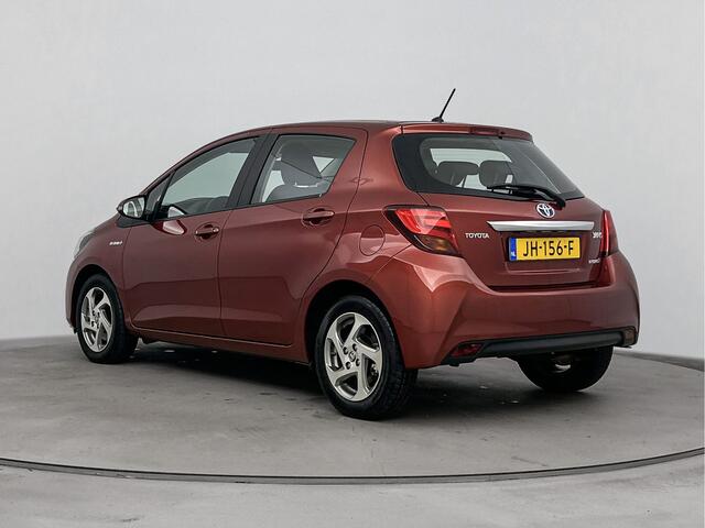 Toyota YARIS 1.5 Hybrid Lease