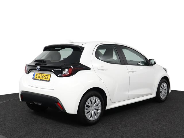 Toyota YARIS 1.5 Hybrid Active | Navigatie | Apple Carplay/Android auto | Parkeercamera | Adaptieve Cruise Control |