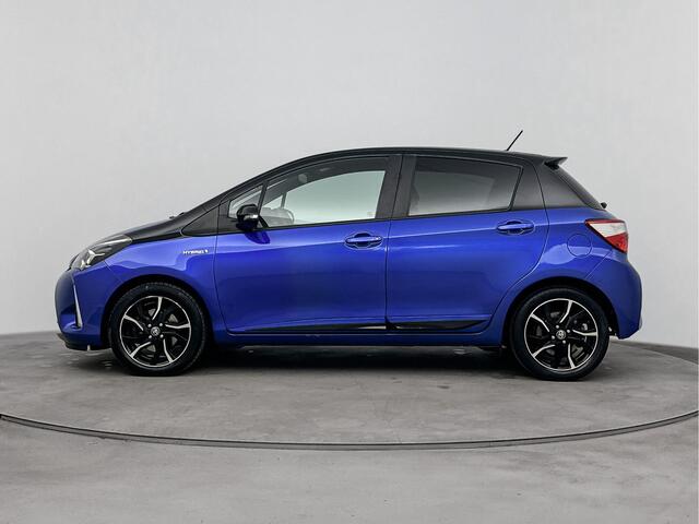 Toyota YARIS 1.5 Hybrid Bi-Tone | Navigatie | LM velgen | Cruise Control | Climate Control |