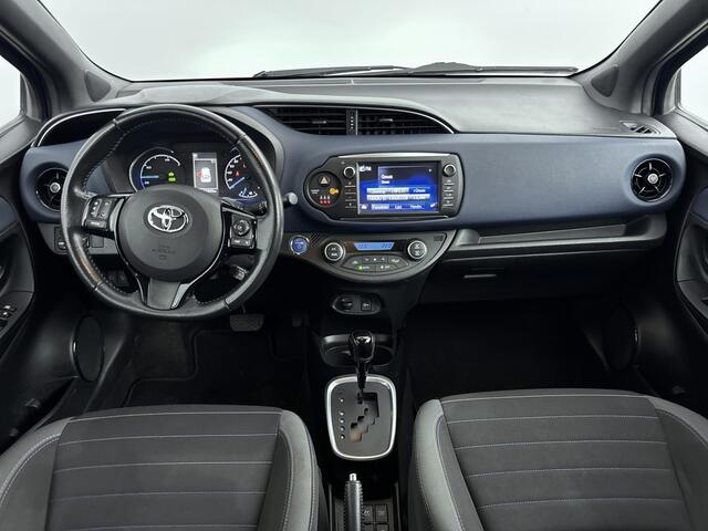 Toyota YARIS 1.5 Hybrid Bi-Tone | Navigatie | LM velgen | Cruise Control | Climate Control |