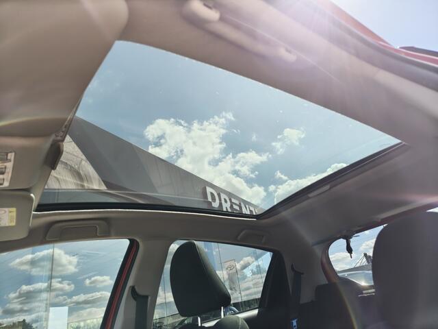 Toyota YARIS 1.5 Hybrid Dynamic | Pano | Trekhaak | Navi | Cruise Control