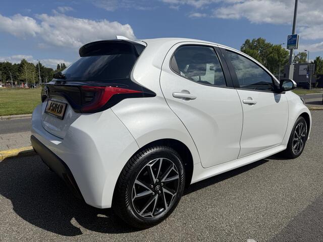 Toyota YARIS 1.5 VVT-i First Edition Carplay / 16'' LMV / NAP / Bovag