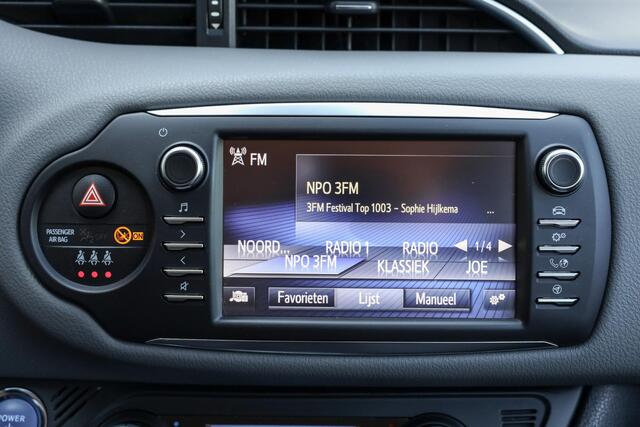 Toyota YARIS 1.5 Hybrid Aspiration ? Camera ? Cruise ? Clima