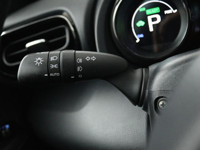 Toyota YARIS 1.5 Hybrid Launch Edition