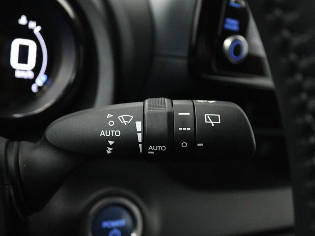 Toyota YARIS 1.5 Hybrid Launch Edition
