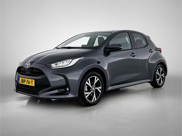 Toyota YARIS 1.5 Hybrid 115 Dynamic | Parkeersensoren V+A | Camera | Adaptive cruisecontrol | Stoelverwarming |