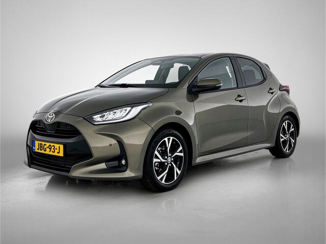 Toyota YARIS 1.5 Hybrid 115 Dynamic | Parkeersensoren V+A | Camera | Adaptive cruisecontrol | Dodehoek assistent |