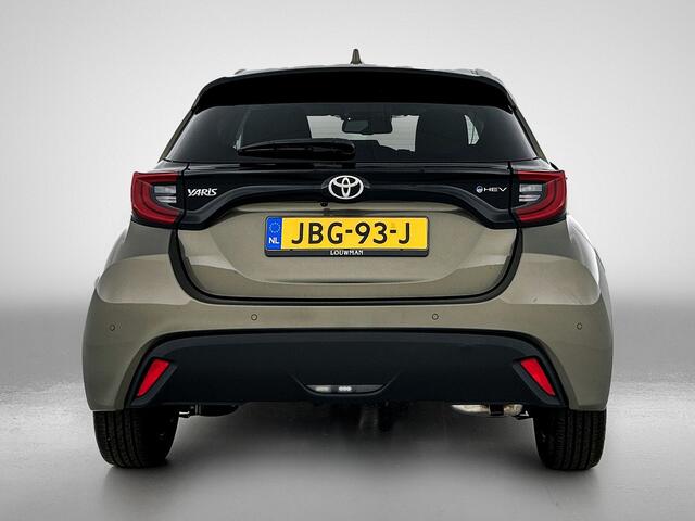 Toyota YARIS 1.5 Hybrid 115 Dynamic | Parkeersensoren V+A | Camera | Adaptive cruisecontrol | Dodehoek assistent |