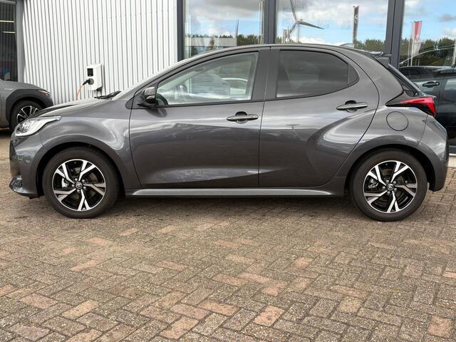 Toyota YARIS 1.5 Hybrid 115 First Edition