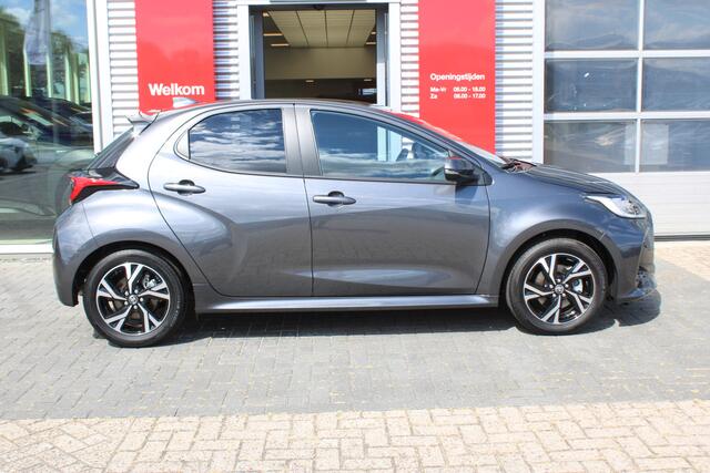 Toyota YARIS 1.5 Hybrid 115 Dynamic Limited