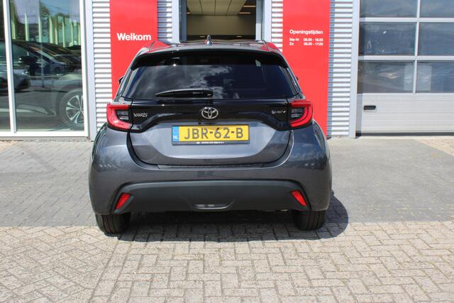 Toyota YARIS 1.5 Hybrid 115 Dynamic Limited