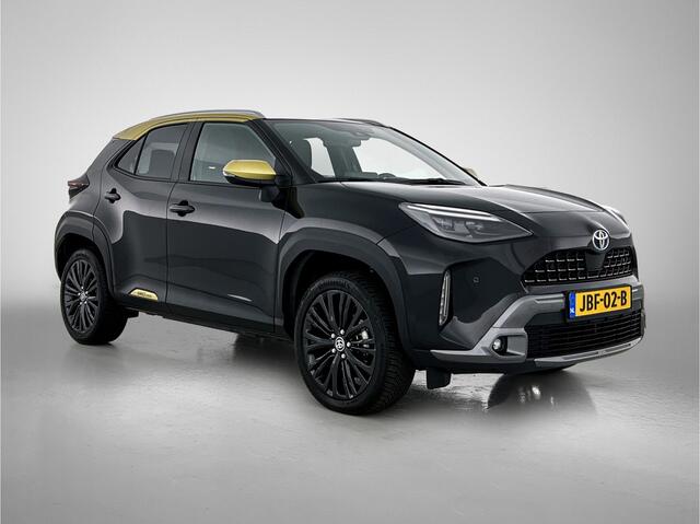 Toyota YARIS Cross 1.5 Hybrid Adventure | Panoramadak | All-season banden |