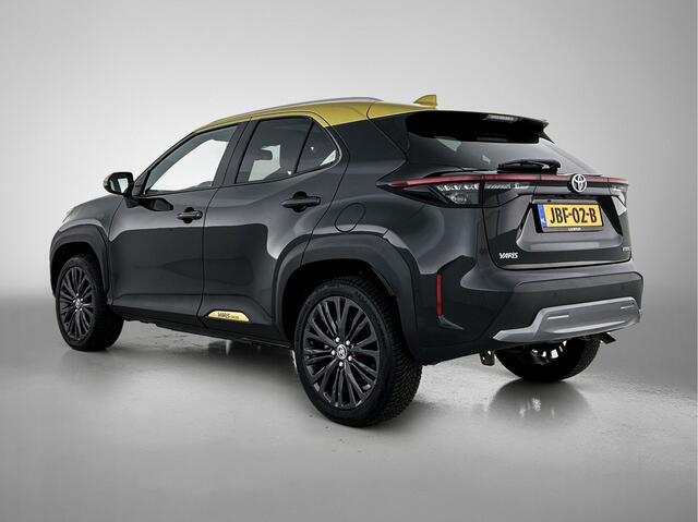 Toyota YARIS Cross 1.5 Hybrid Adventure | Panoramadak | All-season banden |